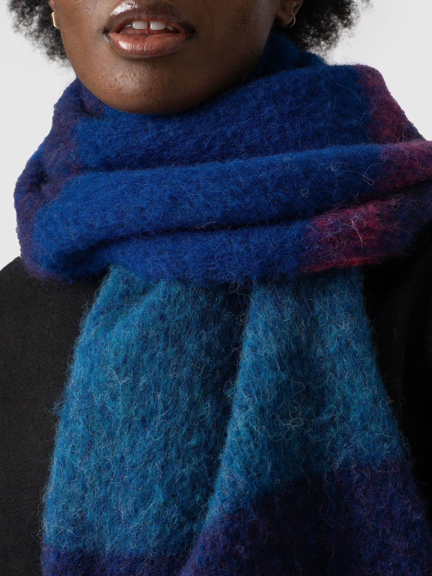 Gwen Stripe Scarf Blue - Women's Scarves | Saint + Sofia® UK